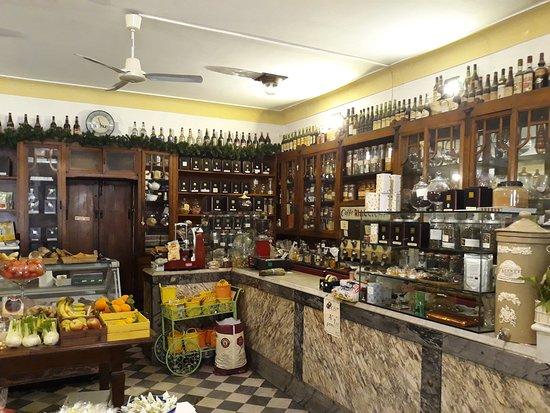 Antica Drogheria Riacci